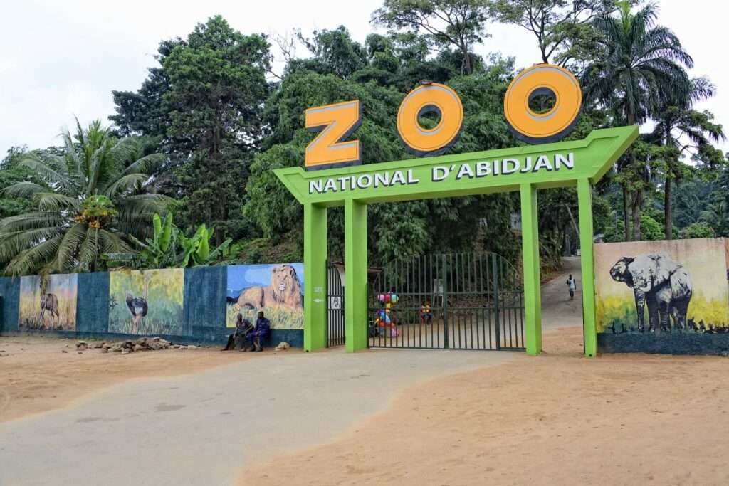 Entrée du zoo d'Abidjan