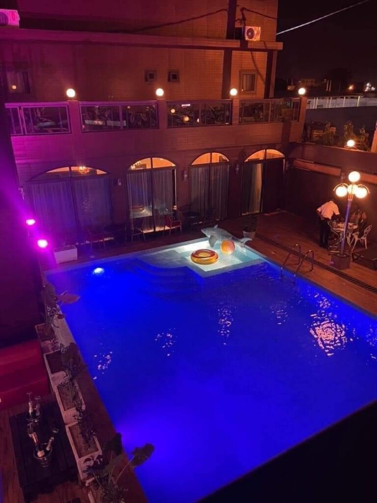 piscine de Celik Hôtel